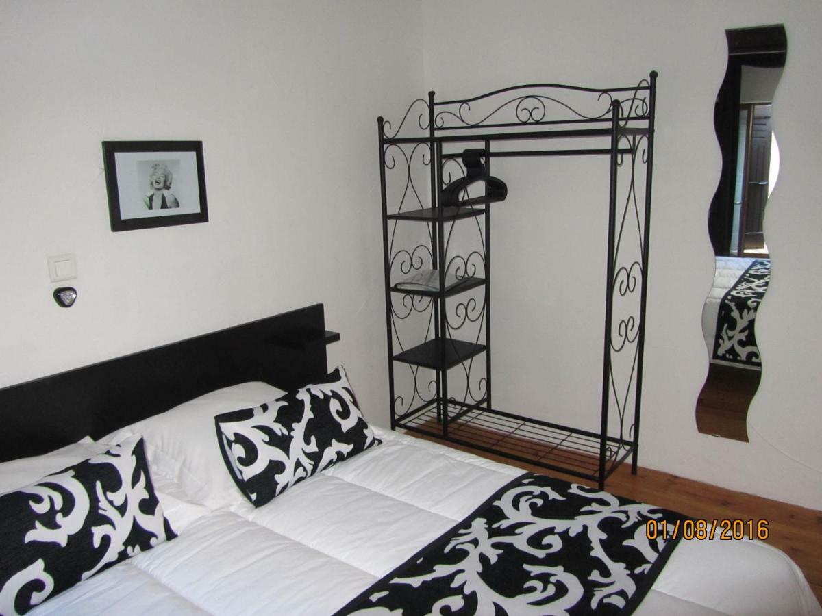 Chambres D'Hotes Auberg'Inn Ambialet Esterno foto