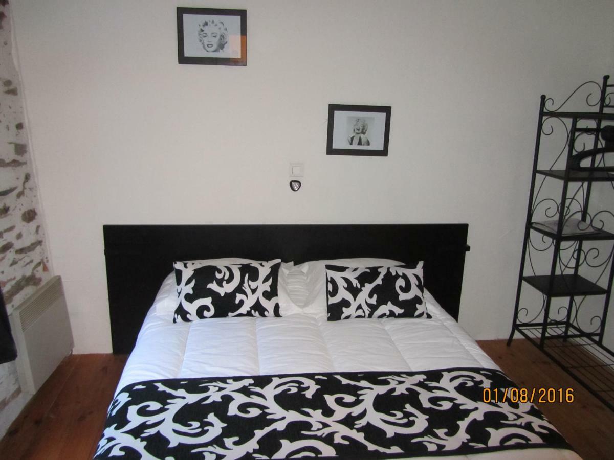 Chambres D'Hotes Auberg'Inn Ambialet Esterno foto